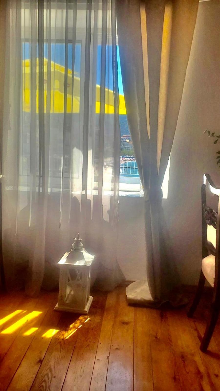 Viktora'S House Apartment Himare Ngoại thất bức ảnh