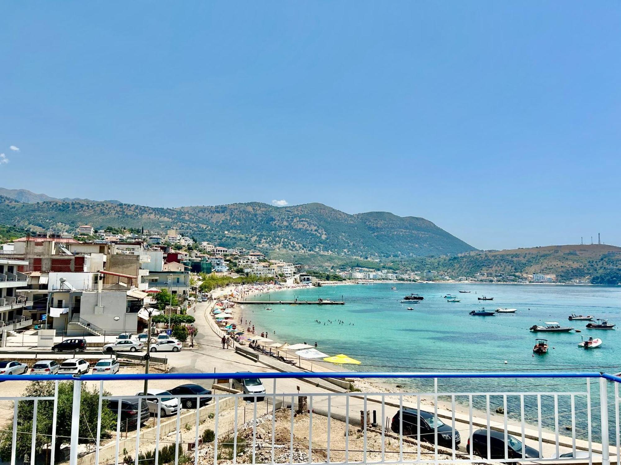 Viktora'S House Apartment Himare Ngoại thất bức ảnh